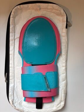 Bruce & Bolt Teal and Pink Sliding Mitt